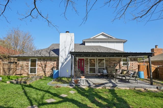 1105 Parkhill Avenue, Saginaw, TX 76179