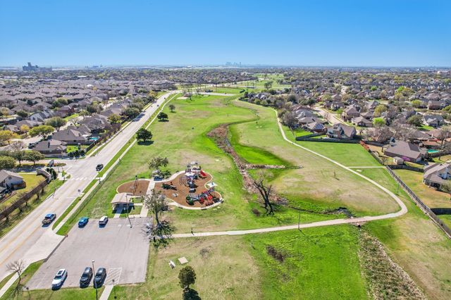 1105 Parkhill Avenue, Saginaw, TX 76179