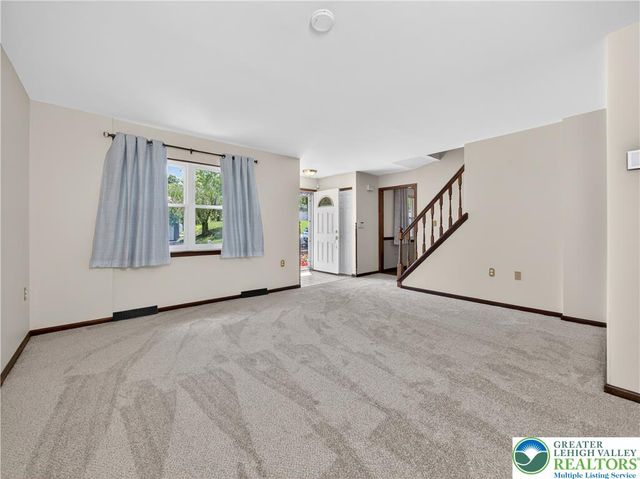1921 Latta Street, South Whitehall Twp, PA 18104
