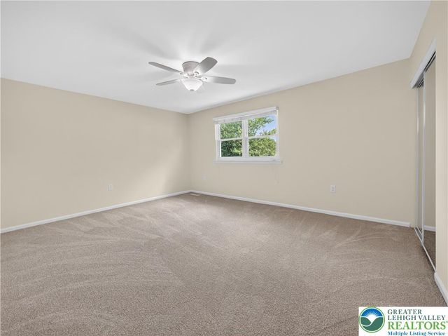 1921 Latta Street, South Whitehall Twp, PA 18104