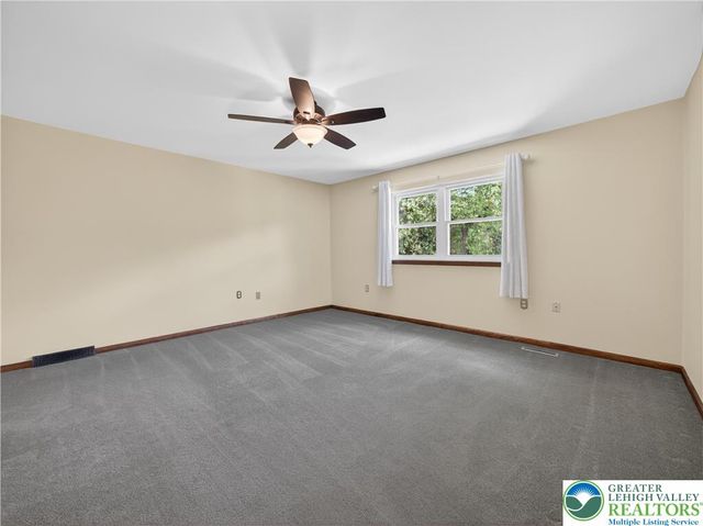 1921 Latta Street, South Whitehall Twp, PA 18104