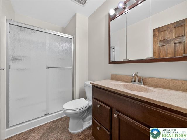 1921 Latta Street, South Whitehall Twp, PA 18104