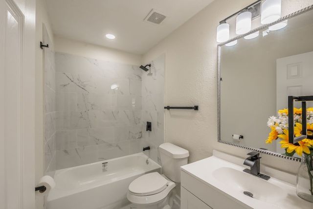 1605 Pisces Street, Grand Prairie, TX 75051