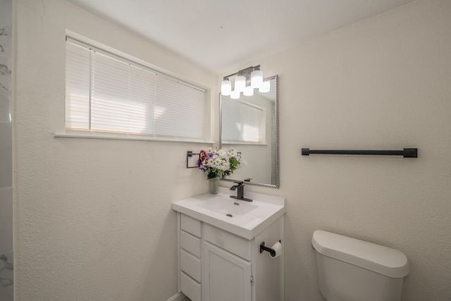 1605 Pisces Street, Grand Prairie, TX 75051