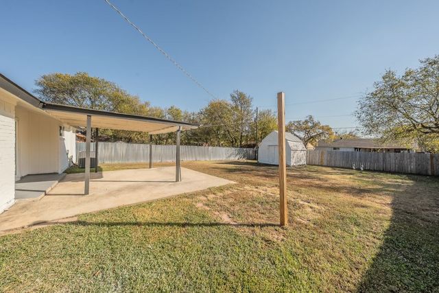 1605 Pisces Street, Grand Prairie, TX 75051