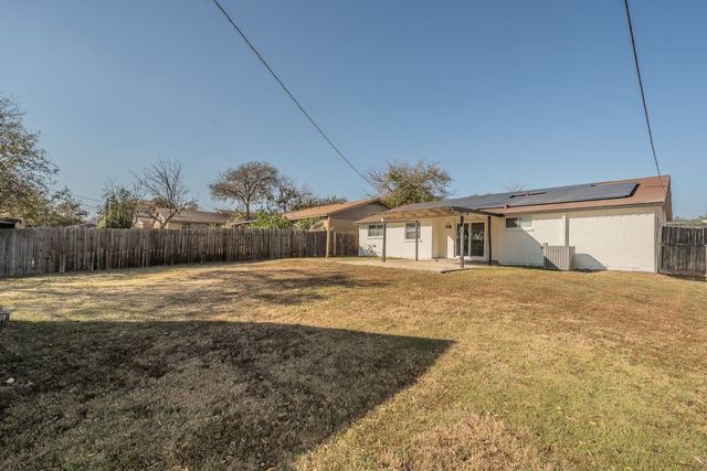 1605 Pisces Street, Grand Prairie, TX 75051