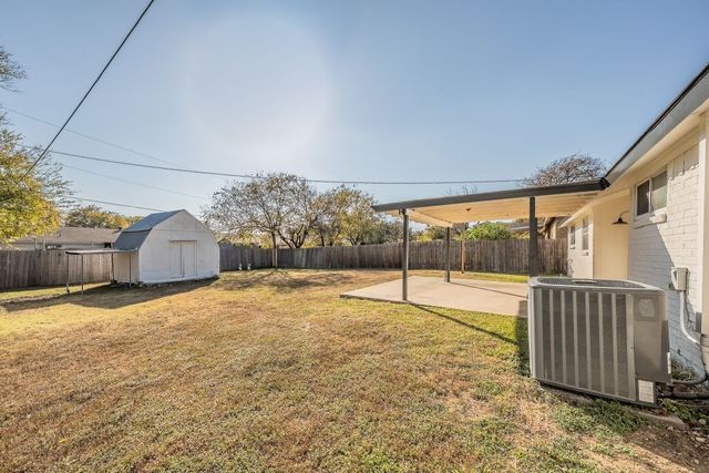 1605 Pisces Street, Grand Prairie, TX 75051