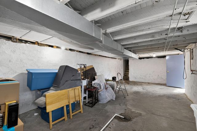 12 Amelia Street, Newport, KY 41071