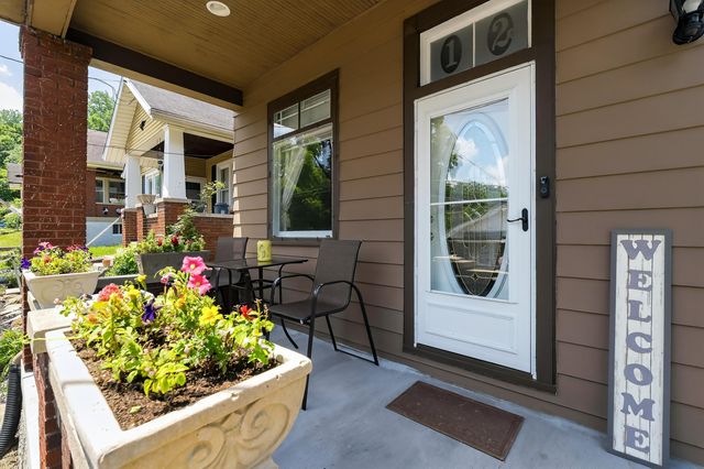 12 Amelia Street, Newport, KY 41071