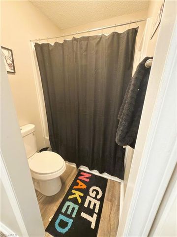 1451 Finsbury Lane, High Point, NC 27260