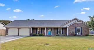 2013 Lancaster Avenue SW, Decatur, AL 35603