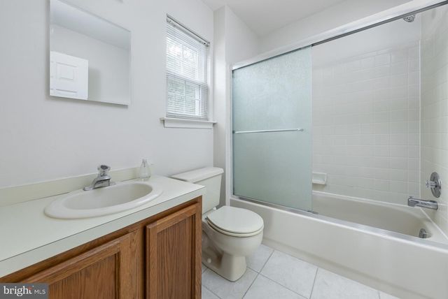 49 GOODWIN PKWY, Sewell, NJ 08080