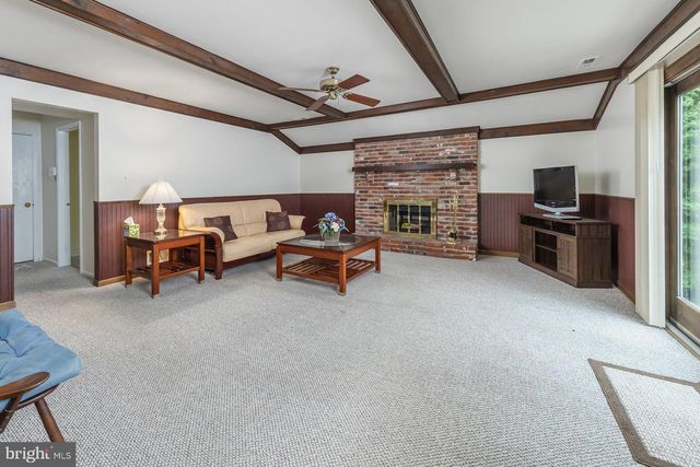 49 GOODWIN PKWY, Sewell, NJ 08080