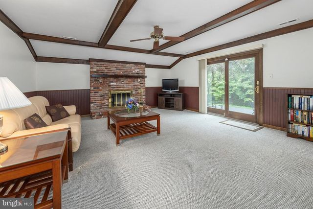 49 GOODWIN PKWY, Sewell, NJ 08080