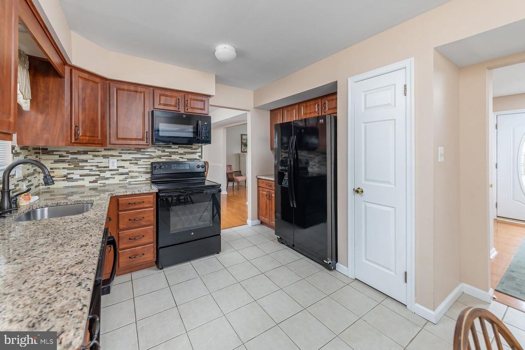 49 GOODWIN PKWY, Sewell, NJ 08080 — photo 5