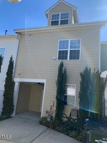 1010 Christopher Drive, Chapel Hill, NC 27517