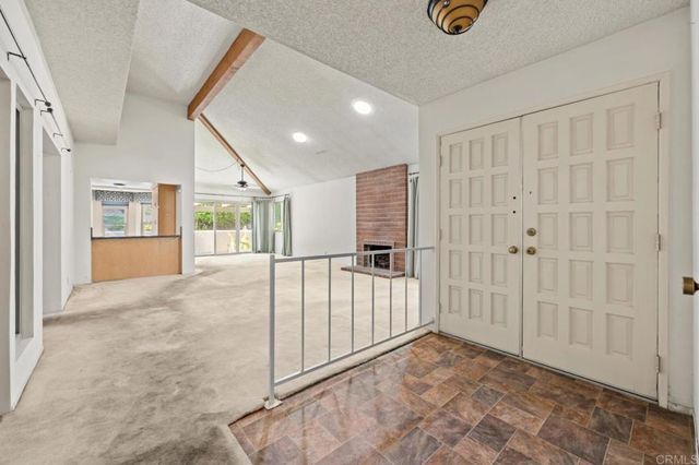 1642 Via Barlovento, San Marcos, CA 92078