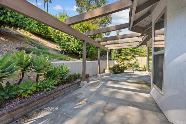 1642 Via Barlovento, San Marcos, CA 92078