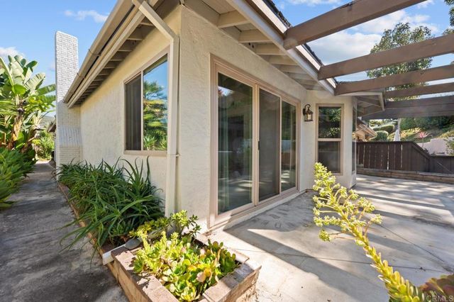 1642 Via Barlovento, San Marcos, CA 92078