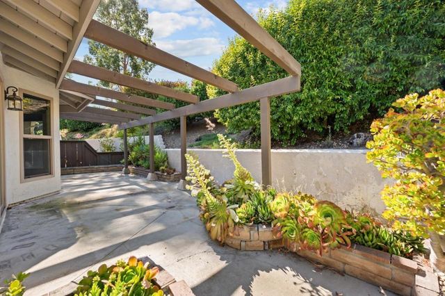 1642 Via Barlovento, San Marcos, CA 92078