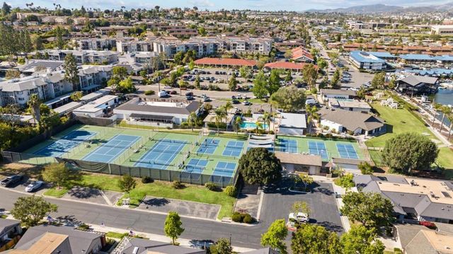 1642 Via Barlovento, San Marcos, CA 92078