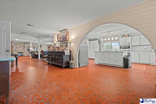 138 Ski Cove Lane, Hartsville, SC 29550