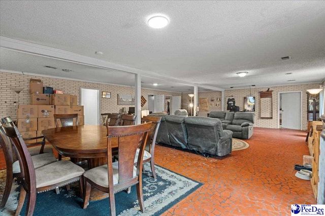 138 Ski Cove Lane, Hartsville, SC 29550