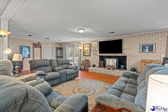 138 Ski Cove Lane, Hartsville, SC 29550