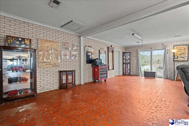 138 Ski Cove Lane, Hartsville, SC 29550