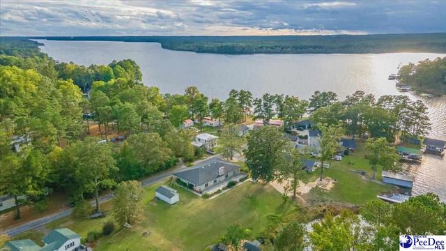 138 Ski Cove Lane, Hartsville, SC 29550