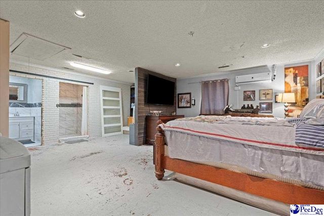 138 Ski Cove Lane, Hartsville, SC 29550