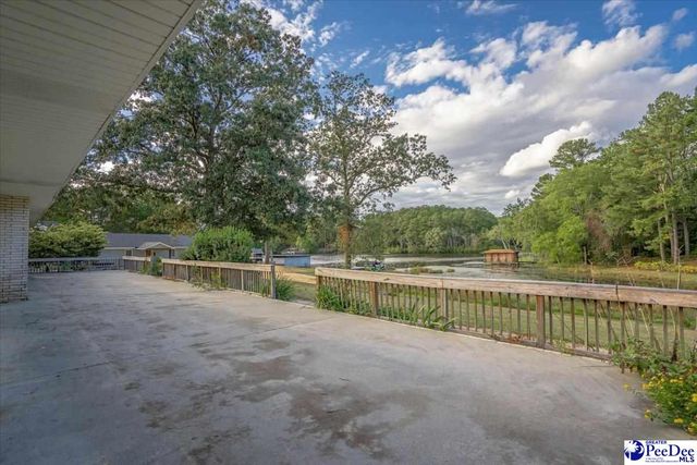 138 Ski Cove Lane, Hartsville, SC 29550