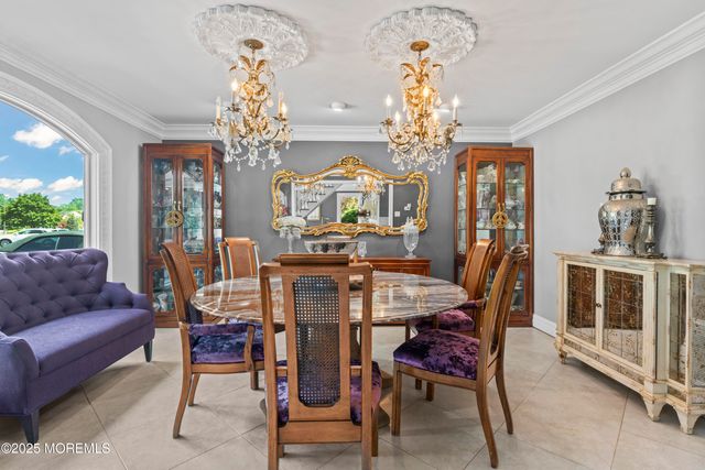 13 Greenfield Road, Manalapan, NJ 07726