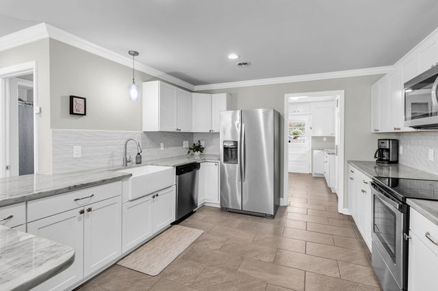 1953 Boeing Avenue, Charleston, SC 29407
