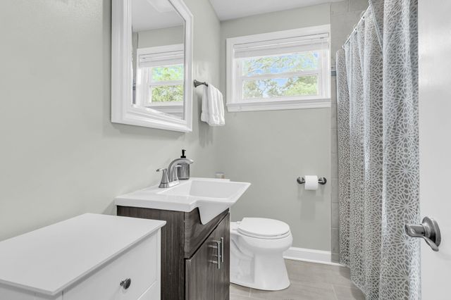 1953 Boeing Avenue, Charleston, SC 29407