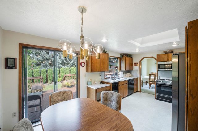 5216 W Ridgecrest Dr, Spokane Valley, WA 99208