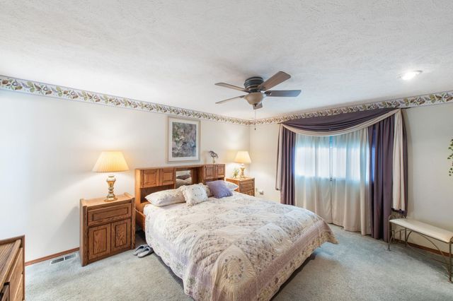 5216 W Ridgecrest Dr, Spokane Valley, WA 99208