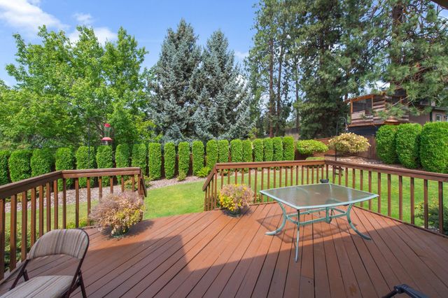 5216 W Ridgecrest Dr, Spokane Valley, WA 99208
