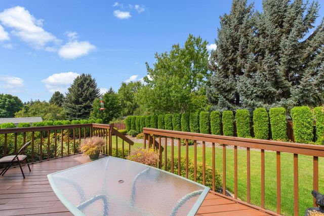 5216 W Ridgecrest Dr, Spokane Valley, WA 99208