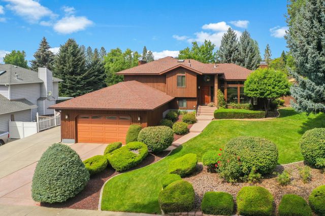 5216 W Ridgecrest Dr, Spokane Valley, WA 99208