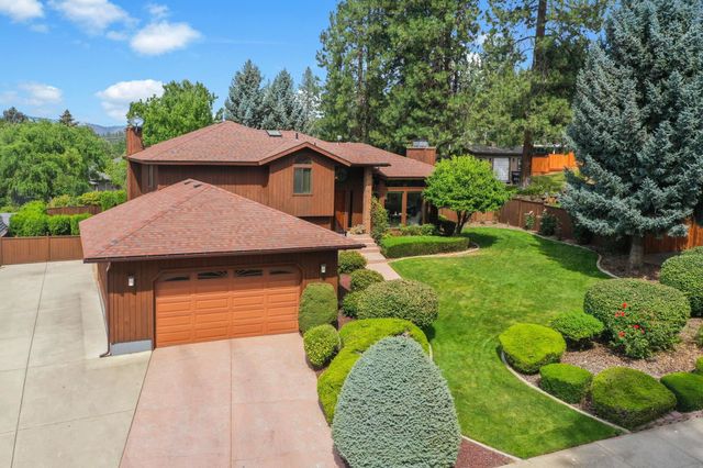 5216 W Ridgecrest Dr, Spokane Valley, WA 99208