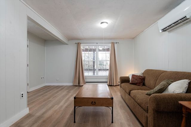 400 East Lake Road, Ludlow, VT 05149