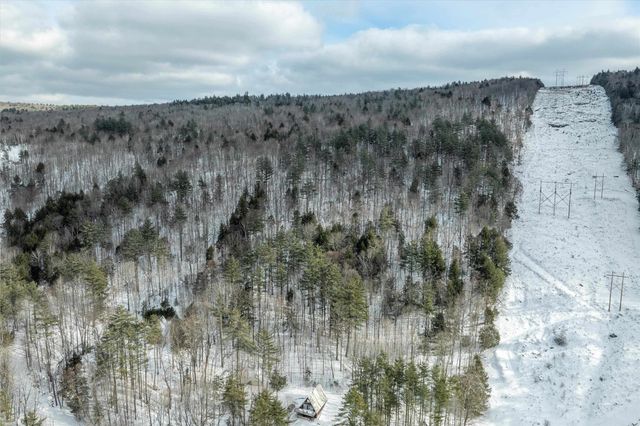 400 East Lake Road, Ludlow, VT 05149