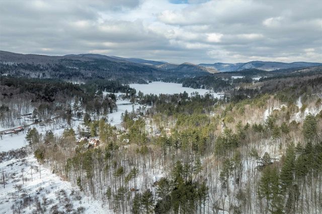 400 East Lake Road, Ludlow, VT 05149