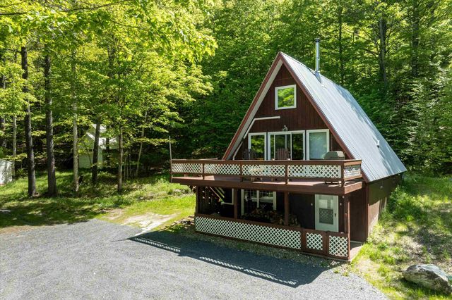 400 East Lake Road, Ludlow, VT 05149