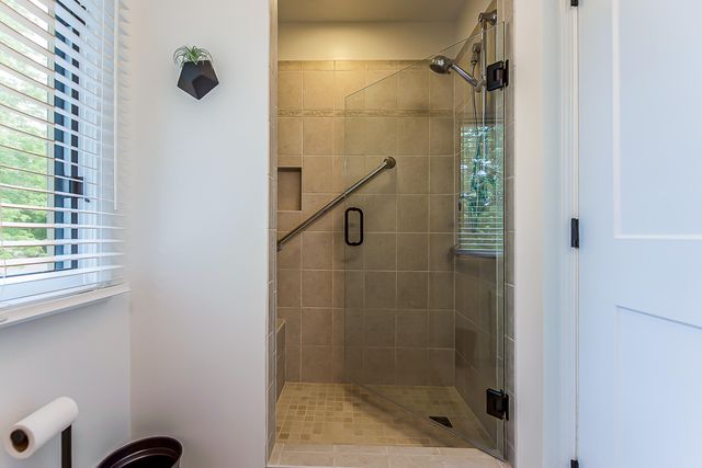 607 Woodcreek Circle, Saline City, MI 48176
