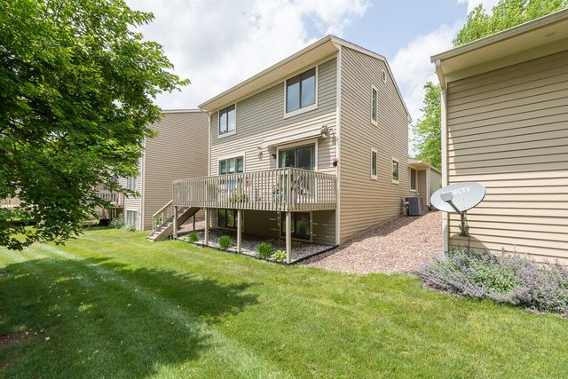 607 Woodcreek Circle, Saline City, MI 48176