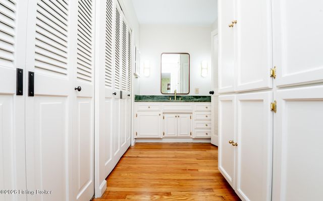 3707 Old Brownsboro Hills Rd, Louisville, KY 40241