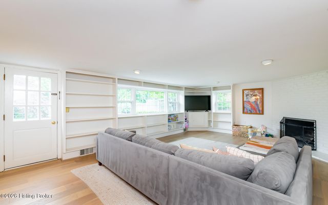3707 Old Brownsboro Hills Rd, Louisville, KY 40241