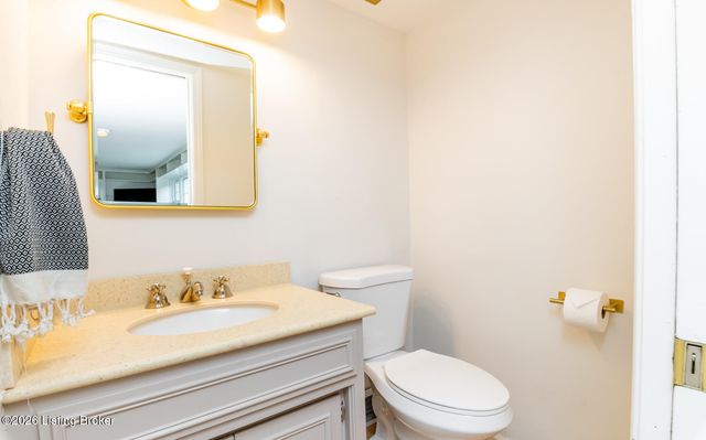 3707 Old Brownsboro Hills Rd, Louisville, KY 40241